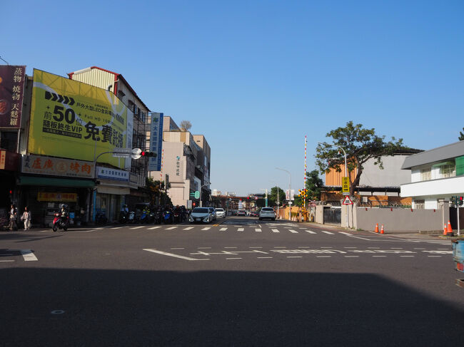 台湾で、自転車もバイクと同じように<br />一般道の交差点は二段階左折しないといけません