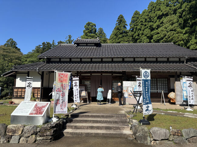 国吉城は、武田氏重臣であった粟屋勝久の戦国時代のお城です。<br />越前朝倉氏に何度も攻められていますが、約10年も守り抜いた山城です。<br />その国吉城の歴史資料館です。