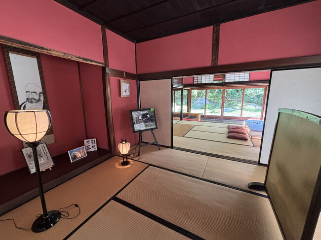 ココから先の座敷部分は元・小浜藩佐柿町奉行所の建物を明治初期に田辺家へ移築したのだそうです。