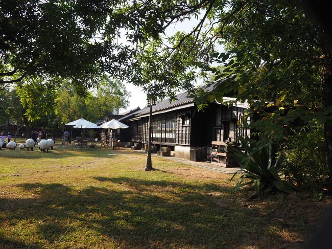 建物だけ撮って、、