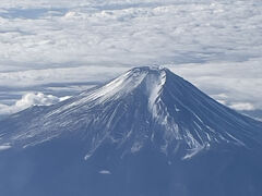 そして富士山
朝日を浴びた神々しい山容がよく見えた