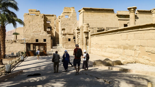 ラムセス３世葬祭殿に来ました。