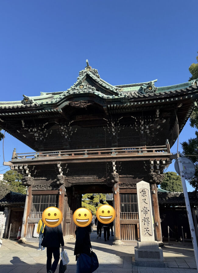 程なく二天門に到着。<br />彫刻が素晴らしいです。