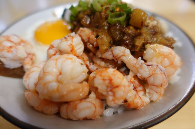 女神の部。湯掻いた小海老がシンプルに。