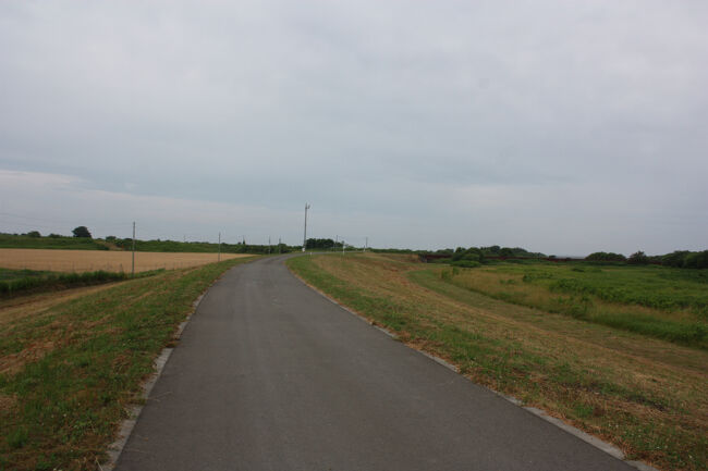 勇払郡むかわ町汐見。<br />名残惜しく、少し進んだところから、もう１枚撮りました。<br />