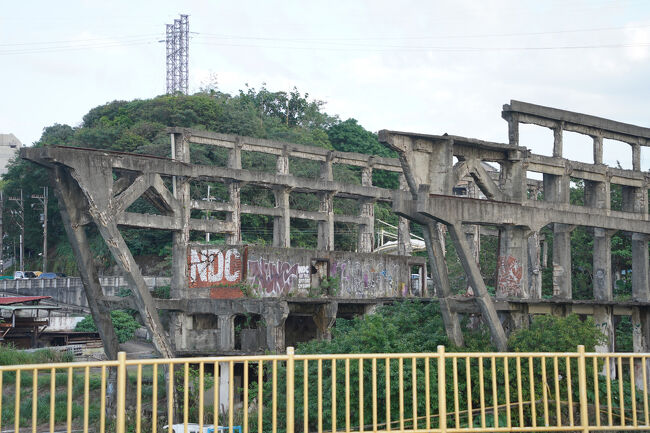 それより、すげぇ気になる…なんでしょ？