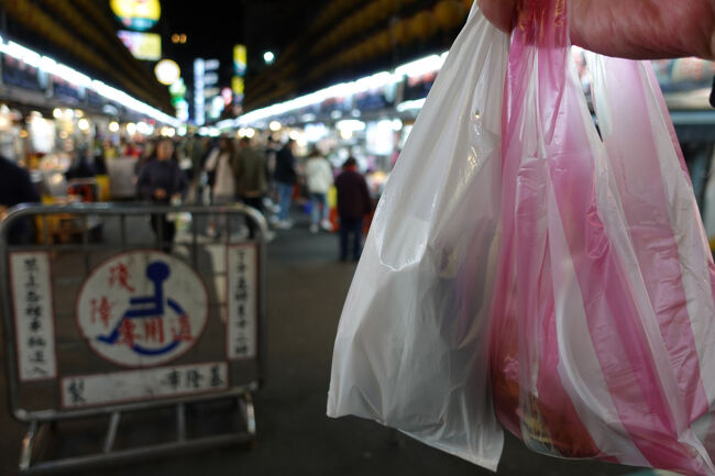組み合わせ無茶苦茶やけど、楽しめそうではある。