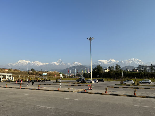 7:20トレッキングで世話になったドライバーがホテルにお迎え、7:36 ポカラ国際空港着、本日も快晴なのでフライトに期待がもてました