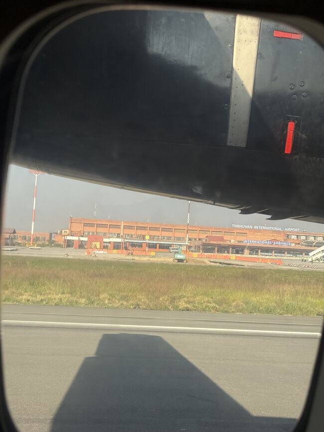 8:50 カトマンズ・トリブバン国際空港到着