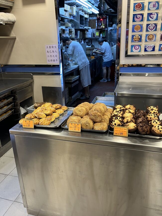 帰国前に買うパン屋さんを偵察したりして、ホテルまでのんびり戻りました。