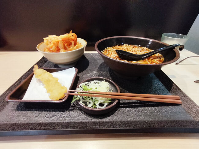 前回に続いて帰宅前にゆで太郎　えび天は前回貰ったサービス券で