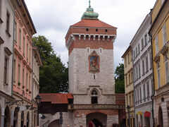 フロリアンスカ門です
旧市街を囲んでいた城壁の門です