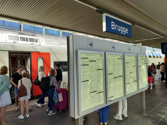 約１時間でブルージュ駅到着