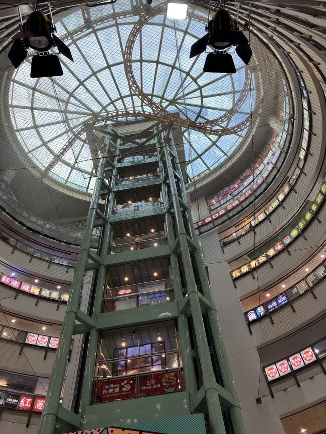 ドラゴソセンターまで来ました。ジェットコースターみたらブラブラ南下しましょう。