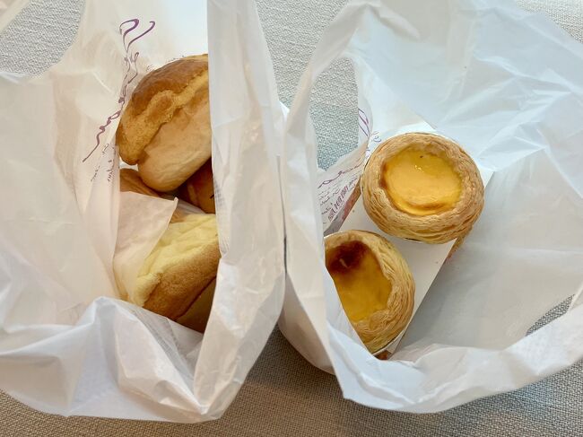 パン3個とエッグタルト4個で39HKD