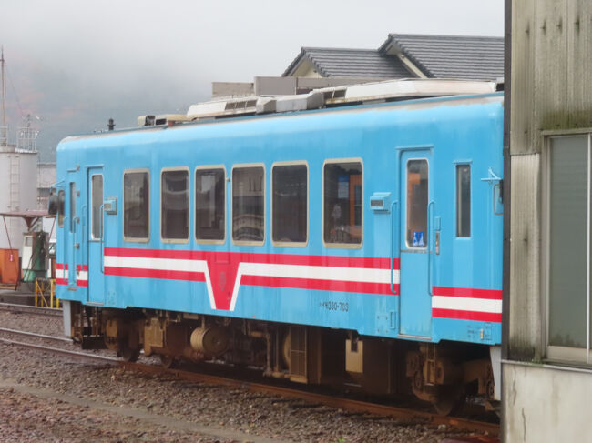 このカラーがここの基本色だと思います。Ｎゲージの模型を持ってたりします。