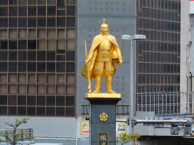 よく見えたので、足元まで行くのはやめておきました。