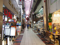 千日前道具屋筋商店街も初訪問です。かっぱ橋道具街よりも買いやすそうな雰囲気でした。