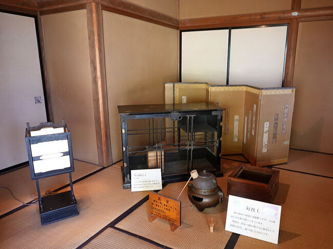 「茶室」・・・「御成の間」の来客をもてなした部屋。