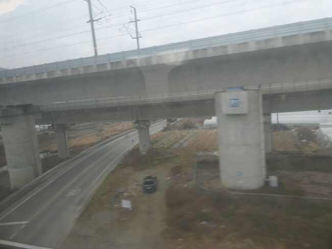 　本線と別れます。