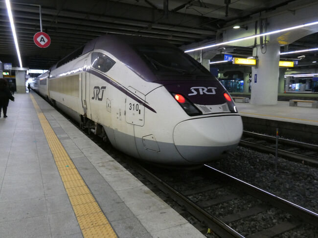 　東大邱駅で下車します。