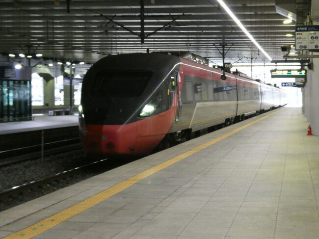 　10:07発「ITXセマウル号」到着<br /><br />　東大邱駅10:07　→　釜山駅11:39