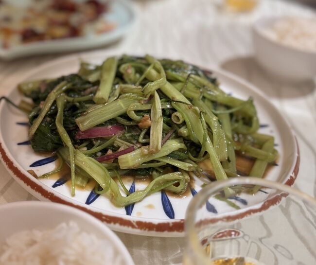 香港風ウォータークレストの炒め物。