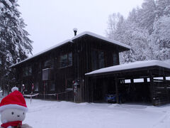 そして、コチラへ(^_-)-☆。
美桑の家（エコハウス美桑）です。
１棟貸しの宿です。