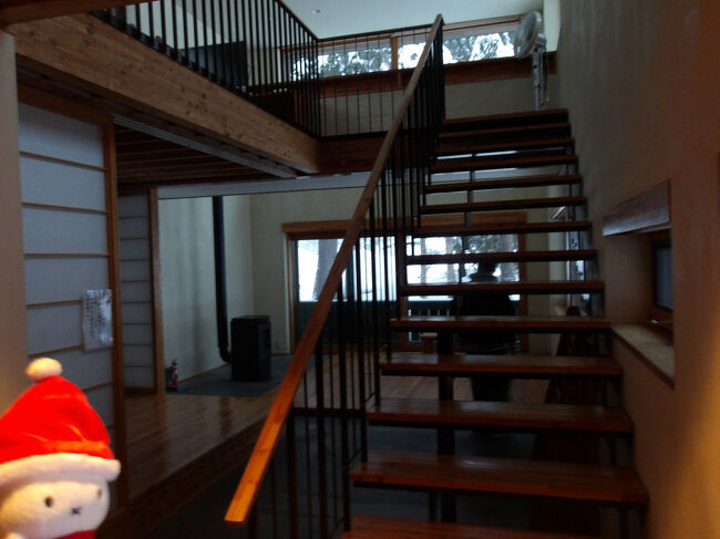 北海道上川郡下川町は林業の町。<br />なので、国の補助から「SDGs未来都市」として森の資源を活かしながら人と自然が持続的に共生できる仕組みづくりに取り組んでいるんだそうです。<br /><br />中へ入ってみるととっても大きいΣ(･ω･ﾉ)ﾉ！