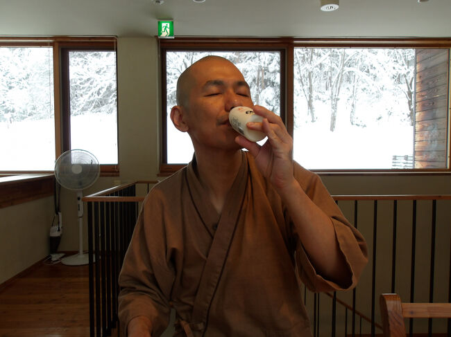 濃厚な味わいを楽しみます。<br />朝食を食べ終えて、身支度を整えて…、