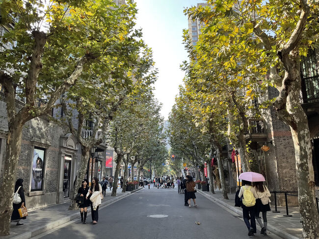 6番出口を出て馬当路を北(新天地方面)に歩きます