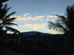 日の出前のマウナケア