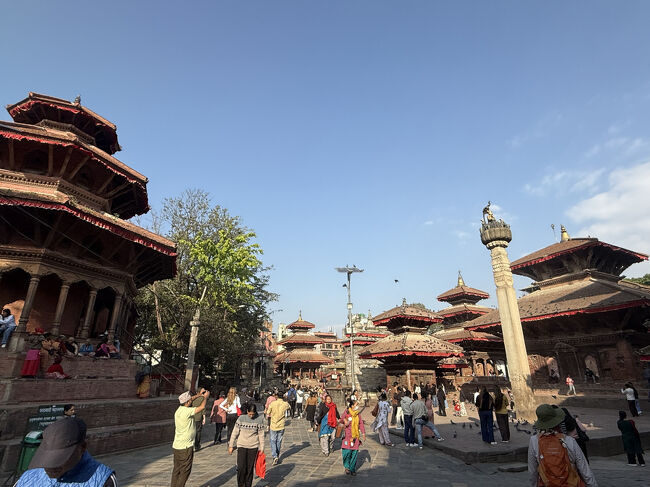 子どもが水を買えとうるさいので「アイハブノーマネー」と追い返すと、笑いながら「アイハブノーマネー」と真似してました