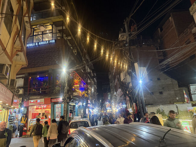 19:40ホテルに戻り、荷物を片付けて22時就寝