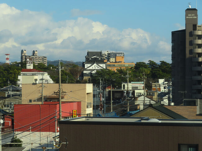 14:37、岡崎城の登場。