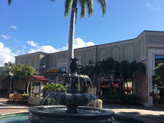 クイーンズ・マーケット・プレイスの入り口