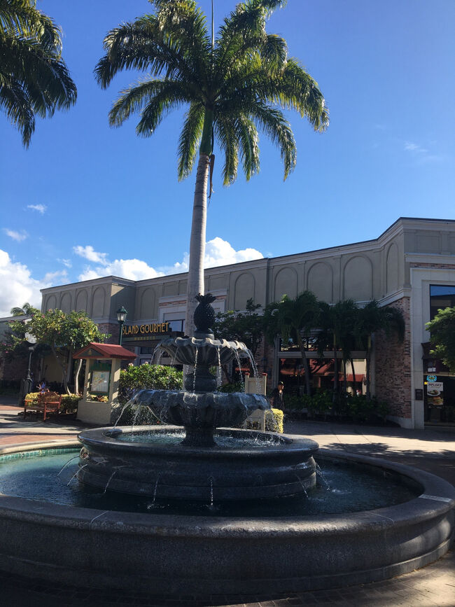 クイーンズ・マーケット・プレイスの入り口