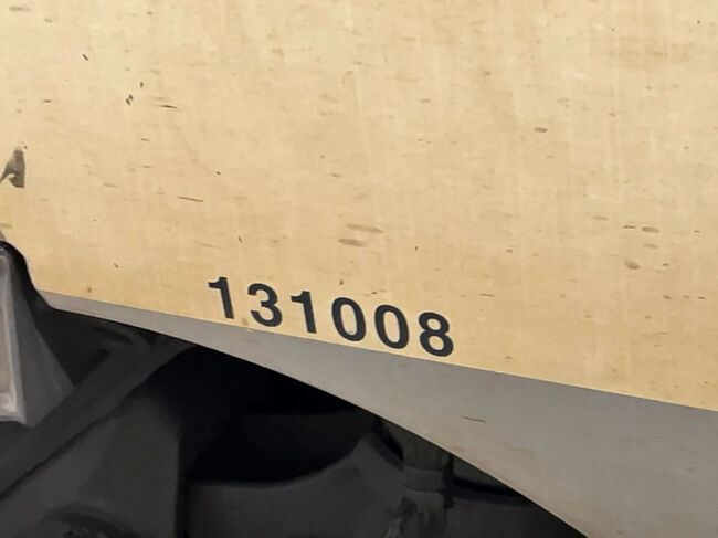 　先頭車8号車。SR13000系電車　131008