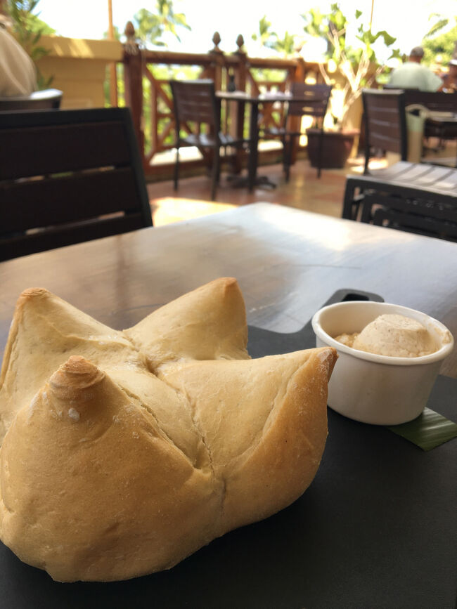 このパンとバターが美味しい！