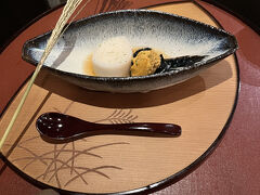 ランチは、研覃ほりべさんにて。祇園から四条に移転された店です。値段はミシュラン１つ星の和食にしては、比較的リーズナブルでした。
和食の世界では、もう秋。季節を感じる美味しいお料理を堪能しました。

食べ終わったら、今回の旅は終わり。駅に向かいます。
お読みいただき、ありがとうございました。