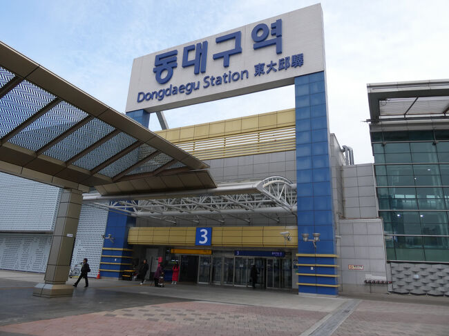 　こちらは南側の正面口