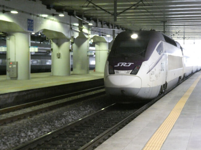 　ホームに戻り、「SRT381号」晋州行きに乗ります。