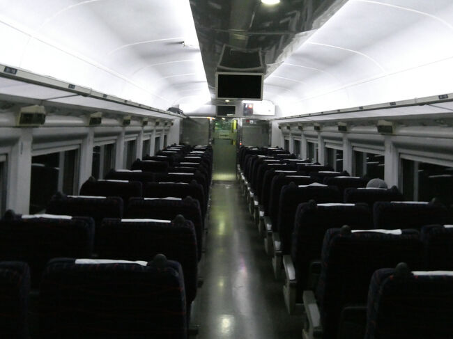 　車内もだいぶ空いてきました。<br />　車掌さんに聞くと木浦駅でKTXに接続するとのこと、よかった。<br />　まもなく木浦駅に到着、約5分遅れ。