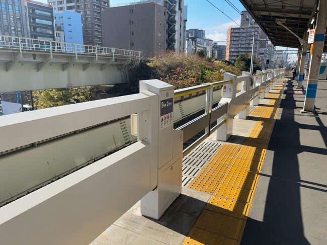 　ＪＲ総武線ホームへ移動します。