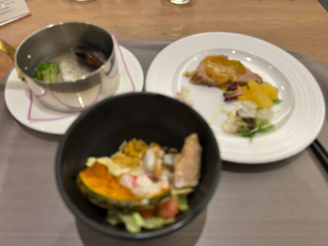 　もうおなかいっぱい