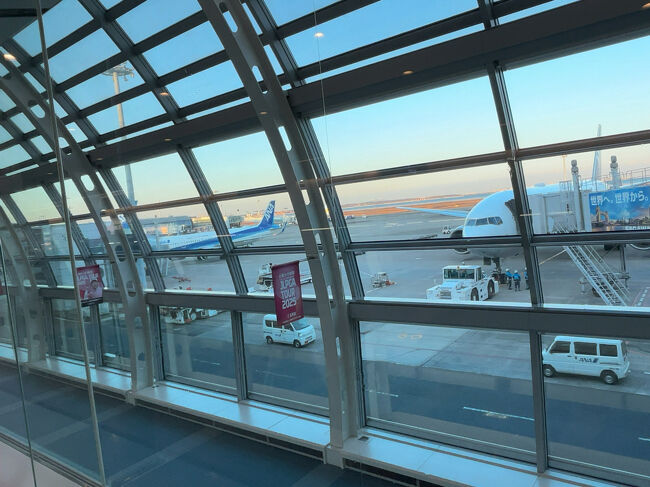 　帰りの富山行きはなんと、ほぼ中央部に位置する59番ゲートから