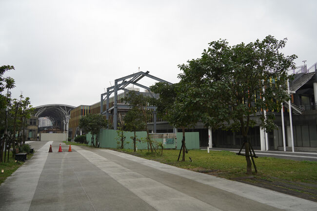 前回お世話になった旧駅舎、その辺に残ってたりかなと、徘徊…少し雨強くなって来たかも…