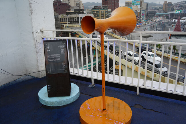 また良く分からんオブジェって事で。