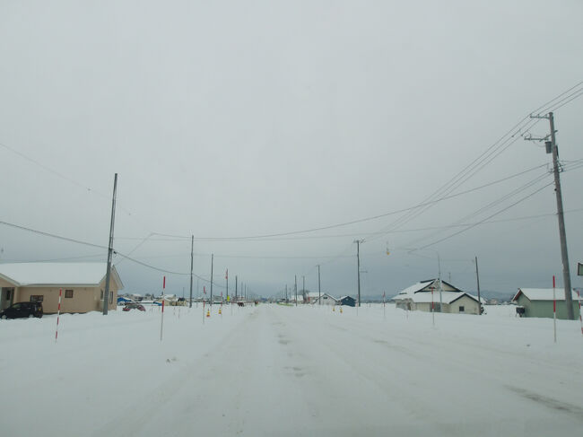 ランチをいただいたら出発！<br />「ねぇ、ヤバくない？この道(◎_◎;)？」と私。<br />「充分、見えるさね～(※)(・o・)」<br /><br />なるほど(;^ω^)。<br /><br />(※)「…さね～」<br />北海道の方言です。<br />シンさんが言うには北海道弁だってことに知らなかったようです。