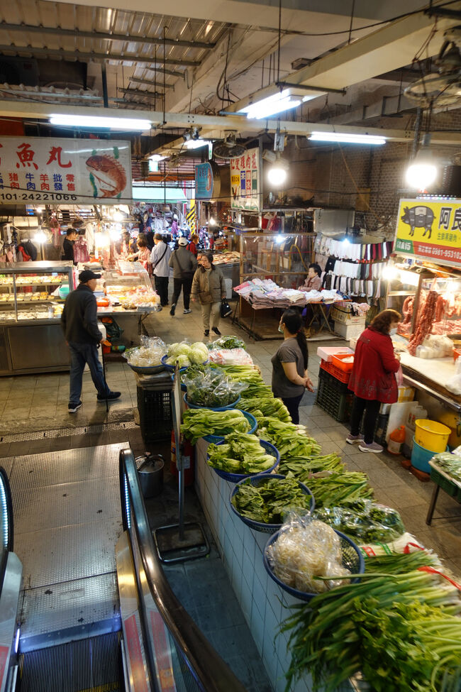 コーヒーも欲しいけれど、今日は一旦退却します。